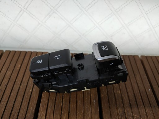 KIA SORENTO IV 20-24 MQ4 window control switch BLOKADY door 93581P2220 OE