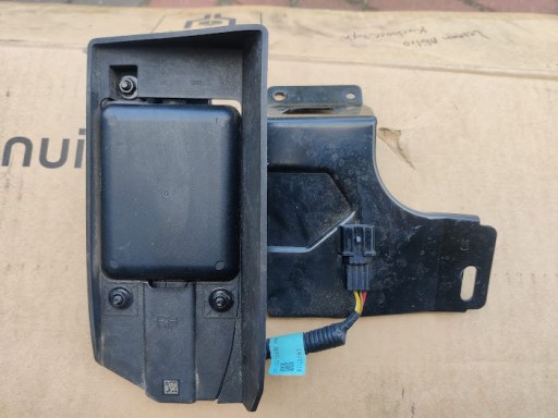 Радар DISCTRONIC правий HYUNDAI KONA 95821-J9000