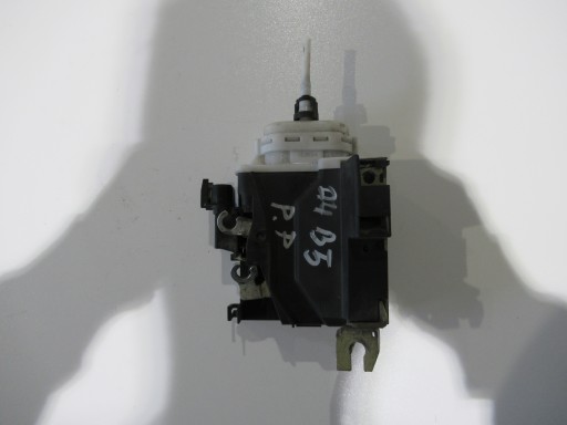 lock door right front AUDI A4 B5 8D1837016A