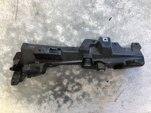 1250 - BMW R1250RT K52 кріплення корпусу Л 7728665