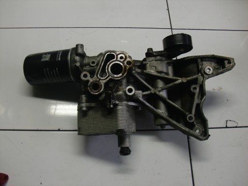 AUDI VW 1.8 TFSI oil filter holder 06J903143S