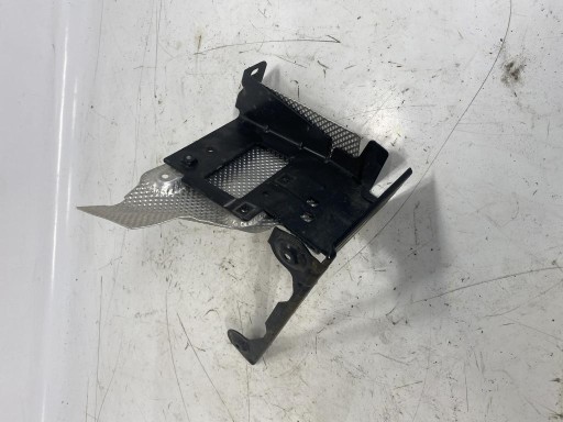holder bracket WYMIENNIKA CIEPLA VW PASSAT B8 LIFT 3Q0819013J