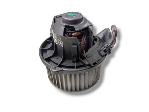 ventilátor szellőző Land Rover Discovery 3 L319 2004 MF016070-0880