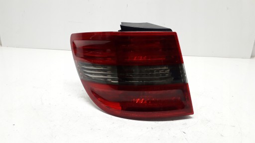 Mercedes b w245 ліхтар задній лівий a1698202564 - комплект