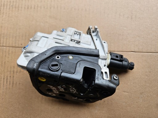 Schloß Tür AUDI A4 B7 SEAT EXEO links heck 8E0839015AA