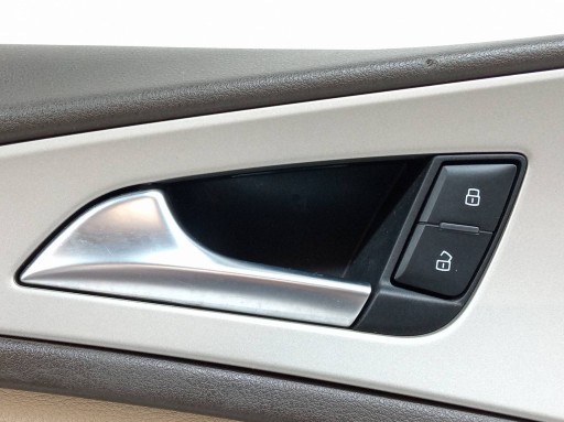 verkleidung seite links vorne fahrer EU Audi A6 IV (2011-2018) C7