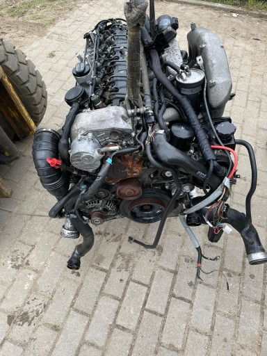 613960 613.960 - MERCEDES E-CLASS W211 ДВИГУН 3.2 CDI