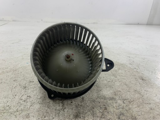 AUDI A6 C5 DMUCHAWA des lüfters 4B1820021