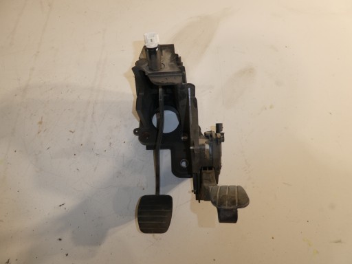 RENAULT MASTER III PEDAL PEDALE 180101626R