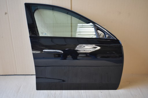 IDEALNE door front front right colour 197 MERCEDES W214 1