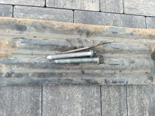 VW T5 T5 LIFT T6 Poignée Tôle Support plaque Roues de la roue de secours Montage