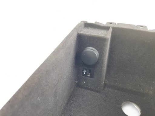 coppa Podlokietnika Zapalniczka BMW M5 G30 F90 9330670 Anglik