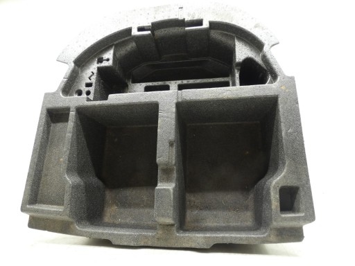 Polystyren WKLAD Reifen Räder Reserven- NARZEDZI SKODA SUPERB III 3V0863957