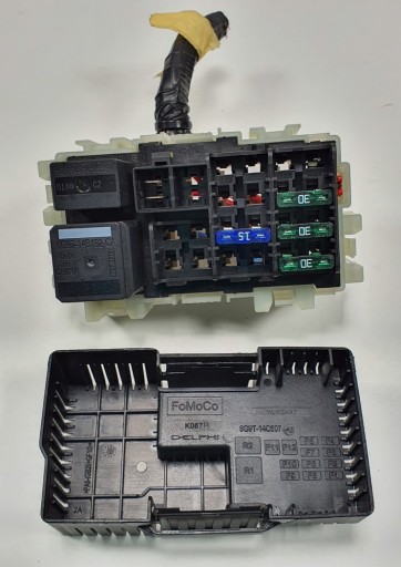 Блок предохранителей volvo v60 6g9t-14k131-ab