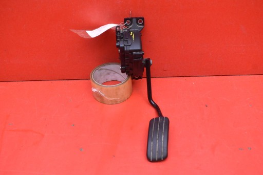 potentiometer accelerator pedal 8200289176 RENAULT TRAFIC 2 II 2.0 DCI 115 KM 06-15