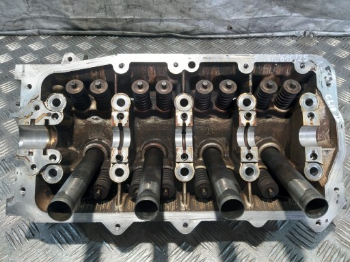 TESTATA RENAULT CLIO III 1.2TCE 8200460196