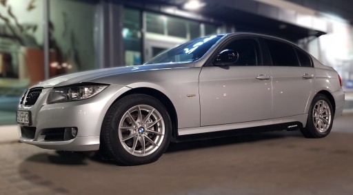 BMW Seria 3 E90-91-92-93 Limuzyna E90 318d 143KM 2009