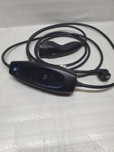 A0005836004, A0005836004 - Електричний зарядний пристрій mercedes a4479005517