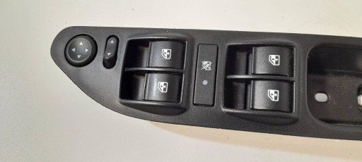 Fiat Tipo window control switch 735604302