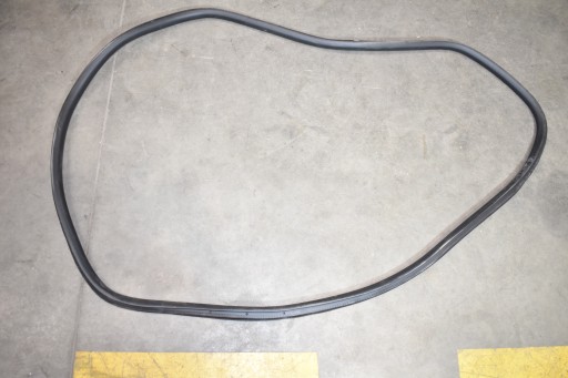IDEALNA Dichtsatz Karoserie Tür heck hinten MERCEDES W206 COMBI 1