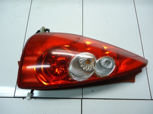 MAZDA 5 far lijeva stražnji dio stražnja C23551160 K2442
