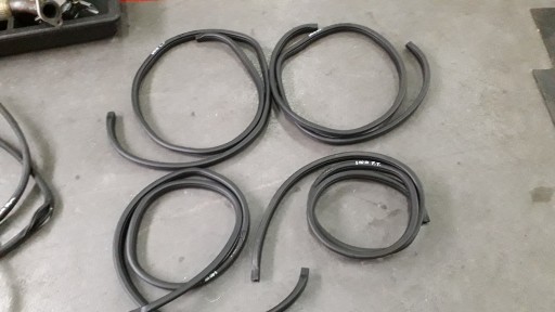 HYUNDAI I10 III 2020-уплотнение кузова двери