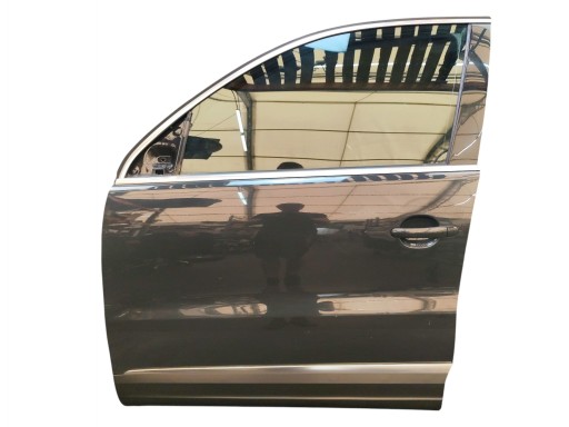 door left front VW TIGUAN and 5N LIFT LAK: LI7F (11-16)