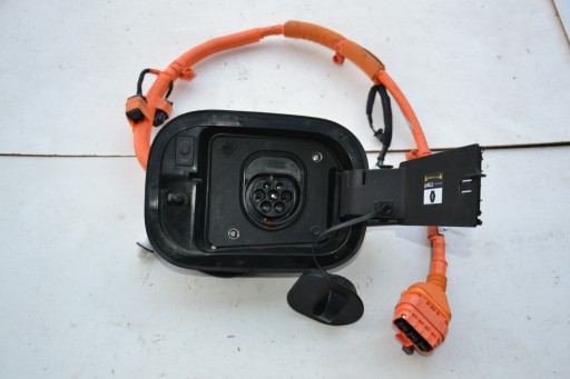 Hyundai tucson iv 20-розетки для зарядки 91682-cz100