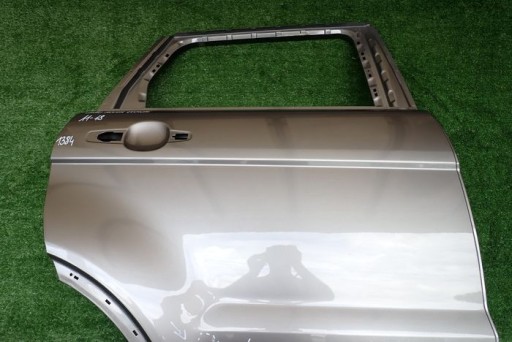 RANGE ROVER EVOQUE 11-18 door right rear. rear part