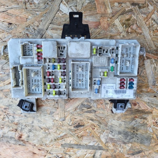 БЛОК ПРЕДОХРАНИТЕЛЕЙ 7M5T14A073DD МОДУЛЯ КОМФОРТА BSI FORD FOCUS MK2