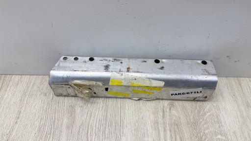 right beam tip sider rear part AUDI A4 B8 A5 8T 8K0807332A PAK6/671LI