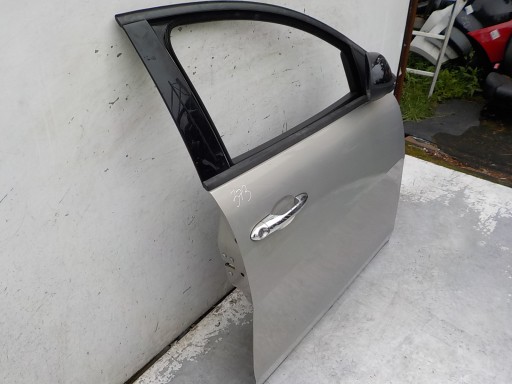 373 CHRYSLER YPSILON door right front front