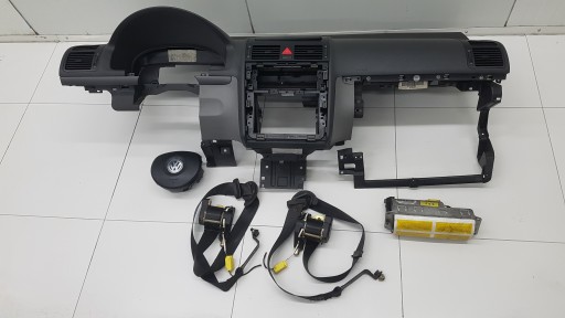 dashboard instrument panel VOLKSWAGEN TOURAN 1