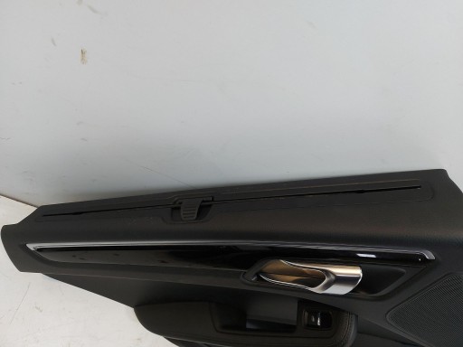 Porsche Macan 95B upholstery side door left rear part blinds