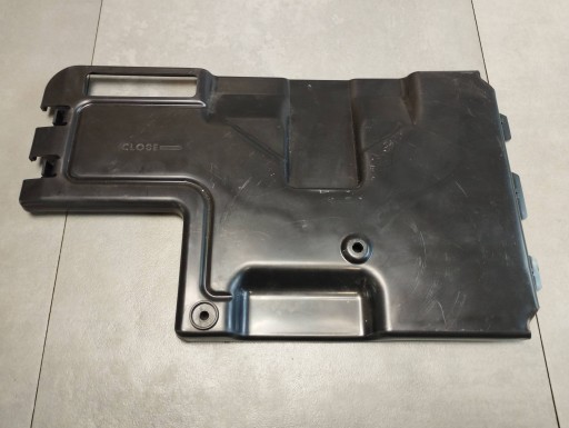 Mercedes-Benz GLE W166 Abdeckung Blende Abdeckung A1666800804