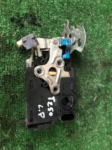 Замок двери передний передний левый AVEO T250 WWA