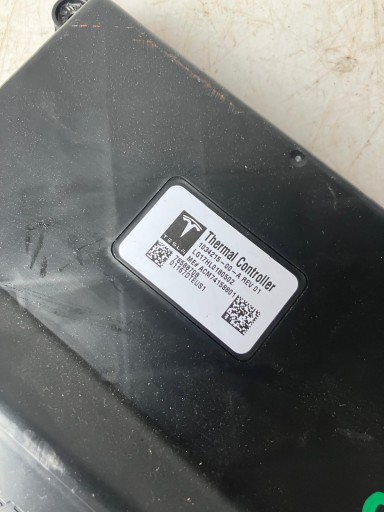 module control unit THERMAL CONTROLLER TESLA MODEL S 1034215-00