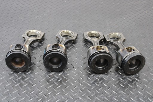 pistons connecting rods PANEWKI BMW 5 F10 N47 LIFT 2,0 D