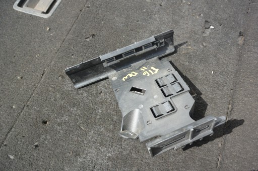 Halter Halter Gehäuse STEROWNIKA VW TIGUAN II AUDI Q3 5QA906507B