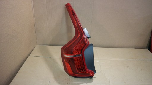 31655919 - ЛІХТА ЗАДНЯ ЛІВА ДЛЯ VOLVO XC90 USA ВЕРСІЯ!!!