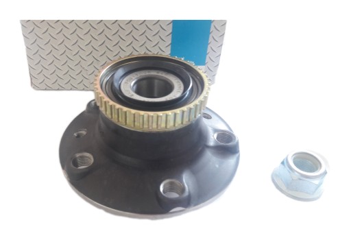 200347 - СТУПИЦА ПОДШИПНИКА ЗАДНЕГО КОЛЕСА RENAULT LAGUNA И 5 БОЛТОВ