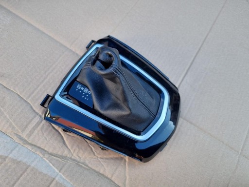 QASHQAI II J11 18R 96941HV02A