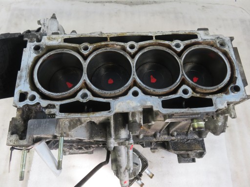 БЛОК ПОРШНЕЙ ВАЛА PEUGEOT 607 2.2 16V 3FZ