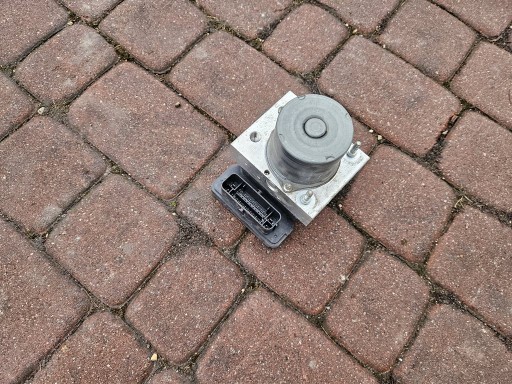 brake booster ABS of the servo Renault ZOE 476609476R