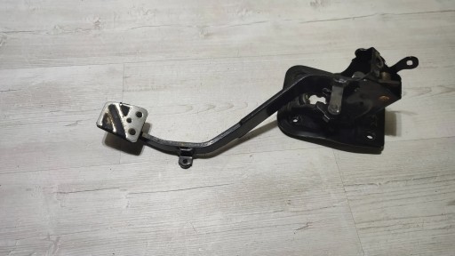 Mitsubishi ASX 18r. 1.6DiD Kupplungspedal