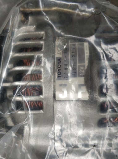 Генератор 27060-28110 тойота рав4