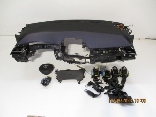 dashboard console pulpit TOYOTA CHR C-HR purple