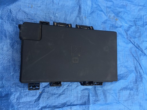 68242830AC - Блок запобіжників додж дуранго 3.6 15 16