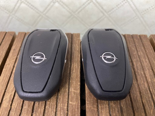 OPEL CORSA F 19-26 original key PILOT OE