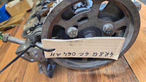 JAGUAR XF 2.7D V6 head. of the engine 4R8Q-6C064-AH